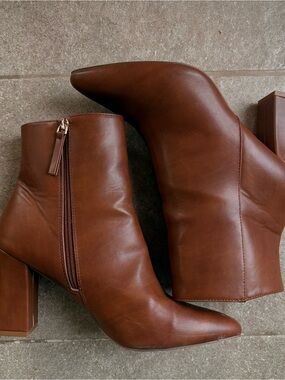 Steve Madden Girl Brown Leather Ankle Boots - Pointed Toe Block Heel